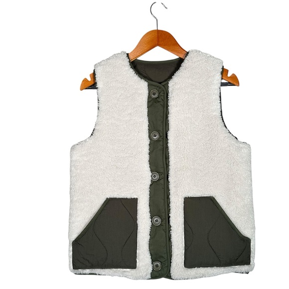 HARTFORD ALTERNATIVE CLASSICS Reversible Sherpa Quilted Nylon Puffer Gilet - Picture 4 of 10